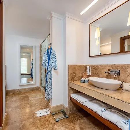 Azure By Cornelia Villa *