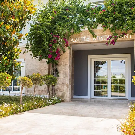 Villa Azure By Cornelia *