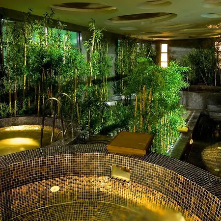 Villa Azure By Cornelia