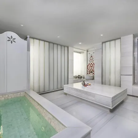 Villa Azure By Cornelia