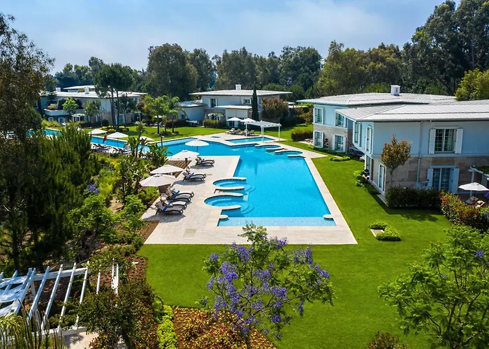 Villa Azure By Cornelia