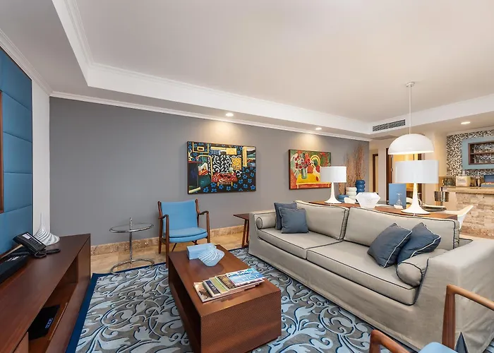 Azure By Cornelia بيليك