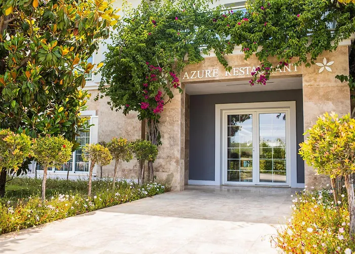 Villa Azure By Cornelia *