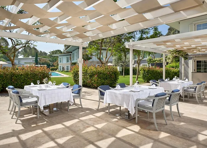 Azure By Cornelia فيلة *