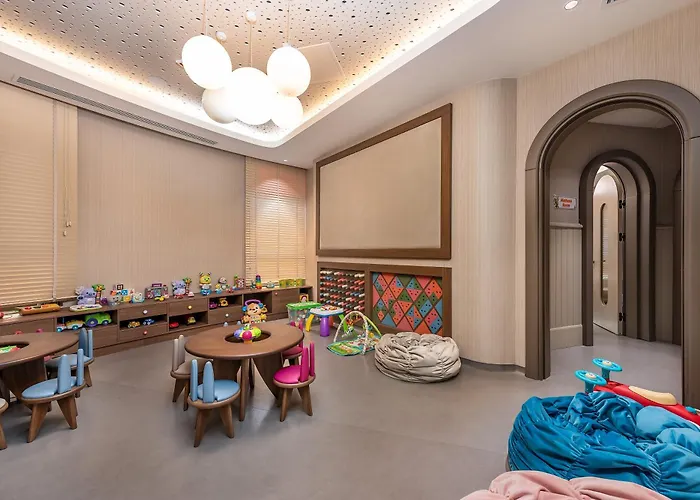 Villa Azure By Cornelia Belek