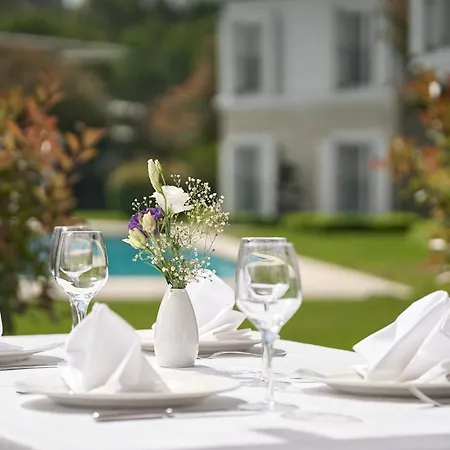 Villa Azure By Cornelia *